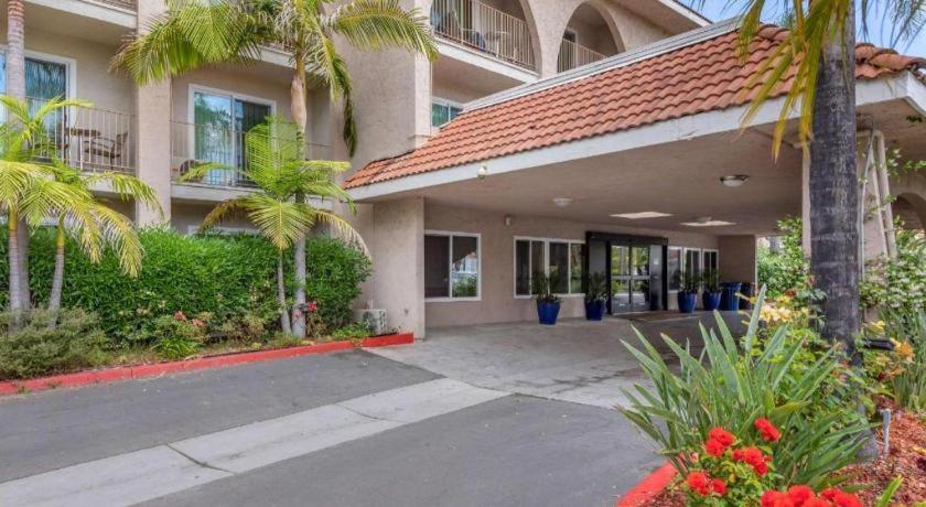 Comfort Inn Escondido San Diego North County Zewnętrze zdjęcie